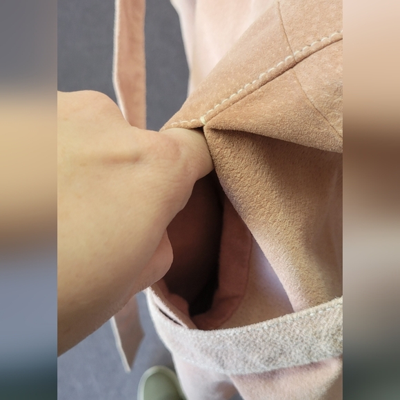 Wilsons Leather Maxima | Pink | Genuine Leather Button Up Jacket w/belt | Size L - Picture 5 of 12